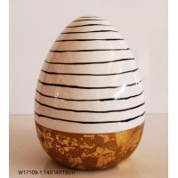 Ceramic easter egg decoration with gold modern design